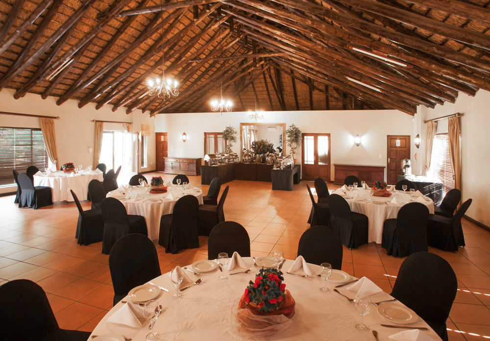 Black Eagle Hotel&Spa Roodepoort Esterno foto